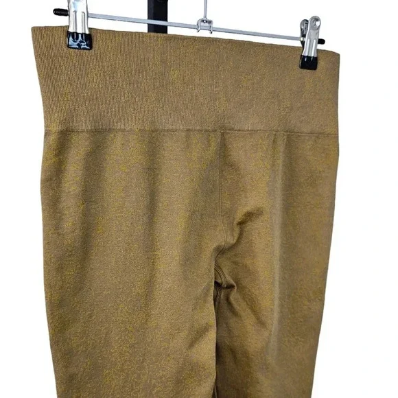 Gymshark Adapt Fleck Seamless  Legging Size Large - Picture 5 of 7